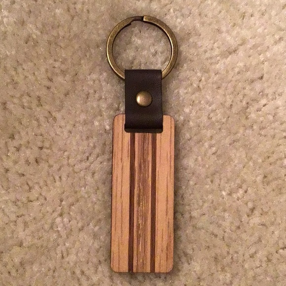 Wooden Bar Key Ring, NWOT, 1” x 4 1/4” - Picture 2 of 6